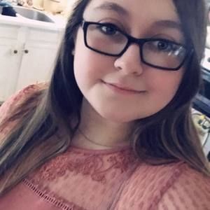 Meet your Posher, Michaela